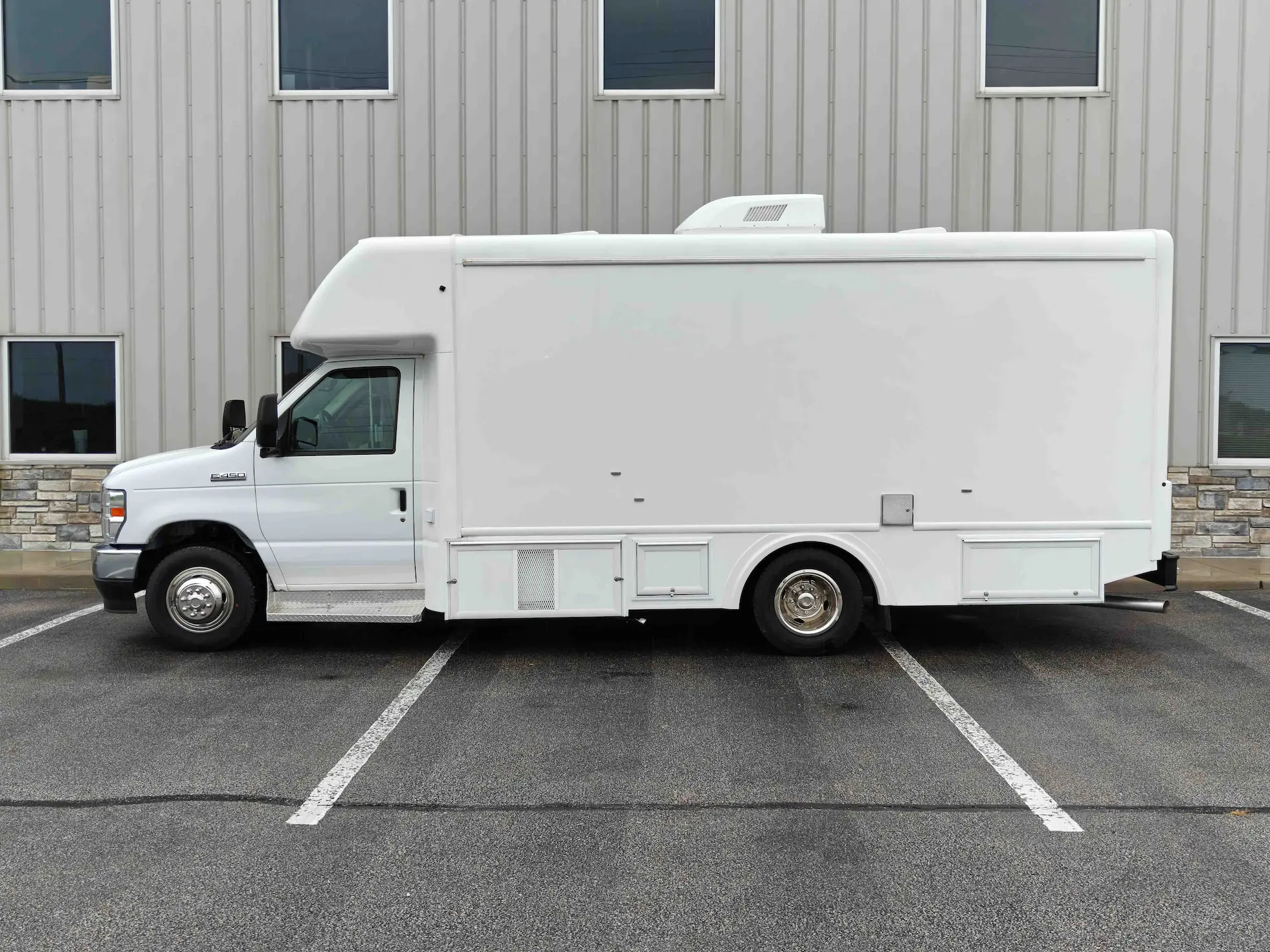 The outside of a 25ft Two Room Mobile Medical Clinic with Dual Entry, Group C