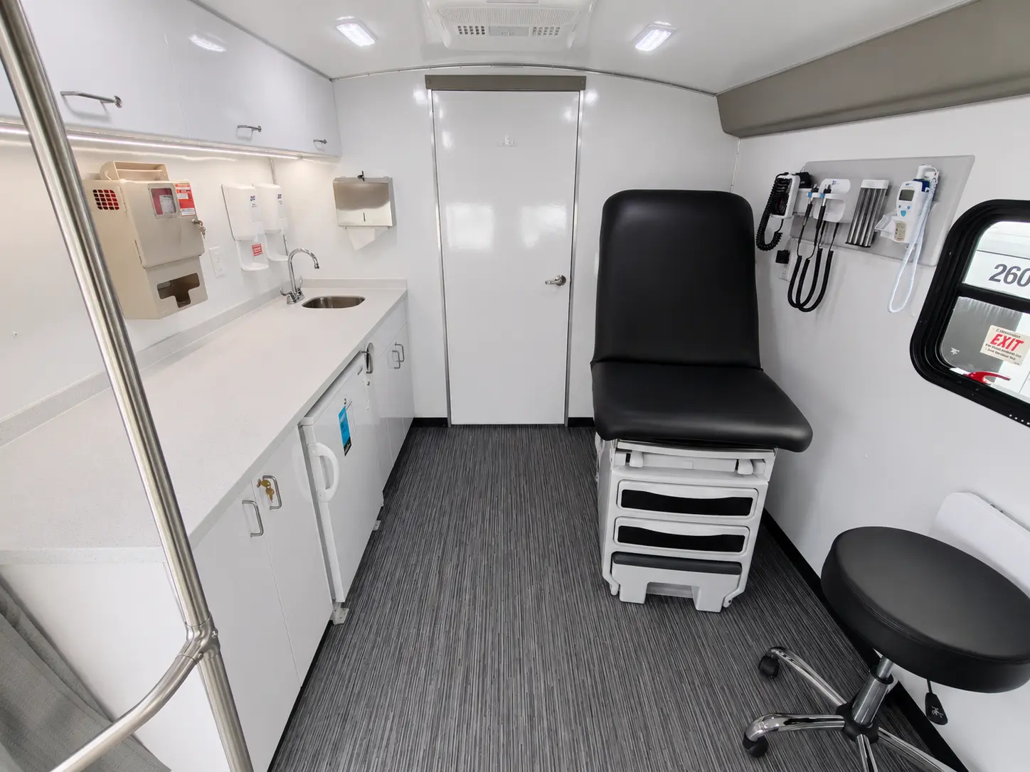 Three Room Clinic with Blood Draw Chair ADA Double Entry, Group H