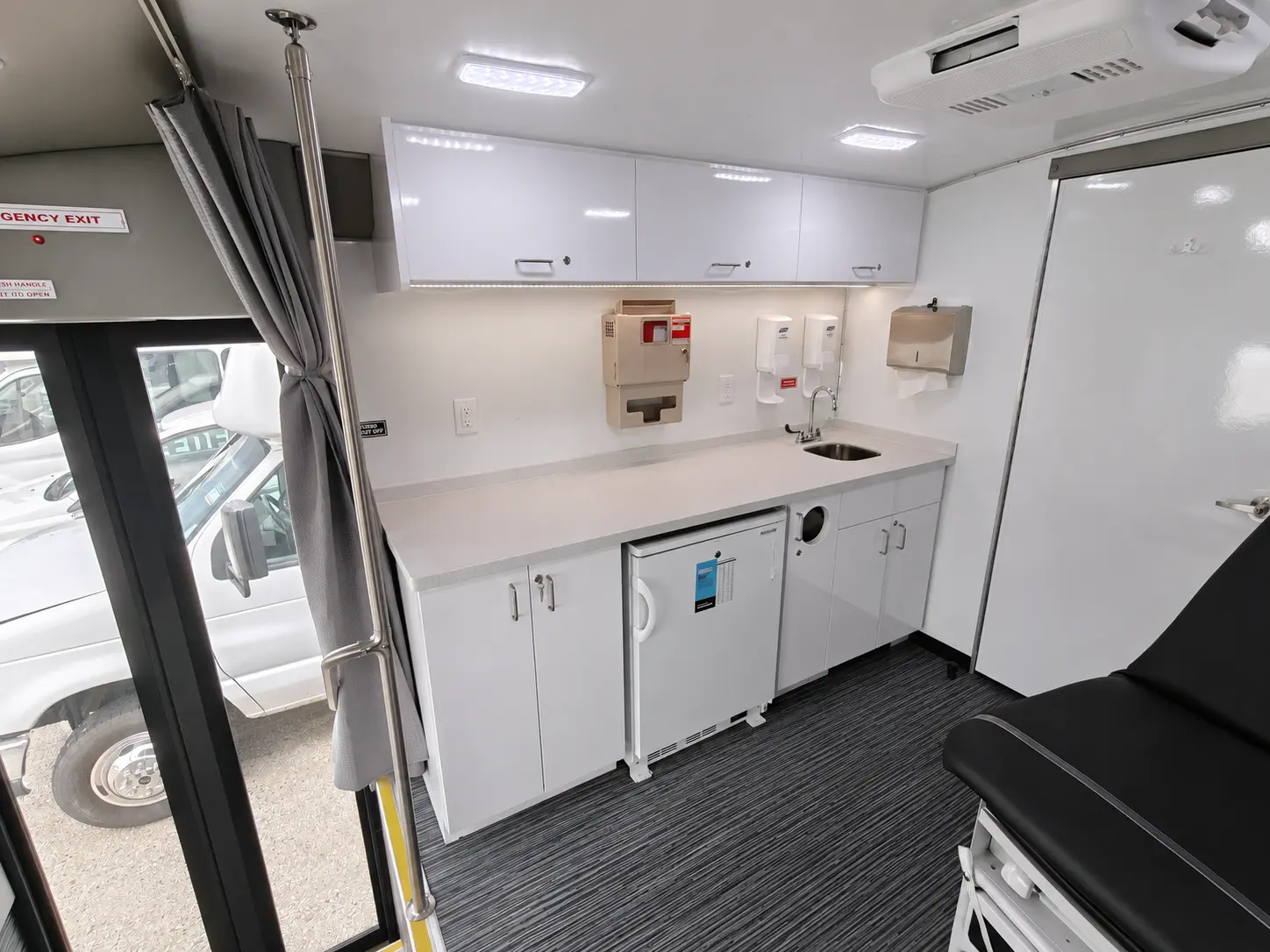 Three Room Clinic with Blood Draw Chair ADA Double Entry, Group H