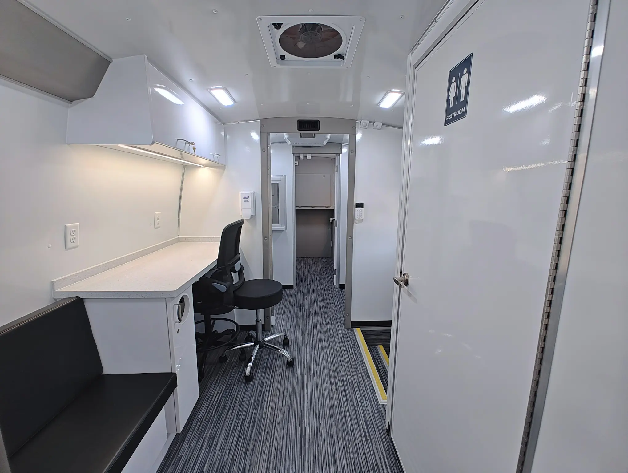 PAS Recovery Mobile Medication Unit W/ Restroom - Image 8