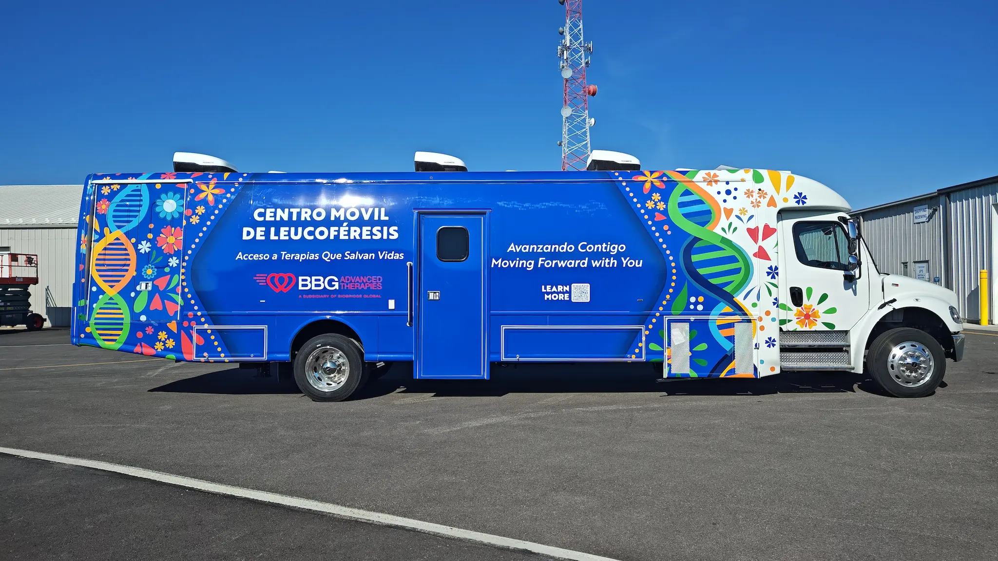 South Texas Blood and Tissue Group I Bloodmobile W/ Restroom & Wheelchair Lift - Image 2