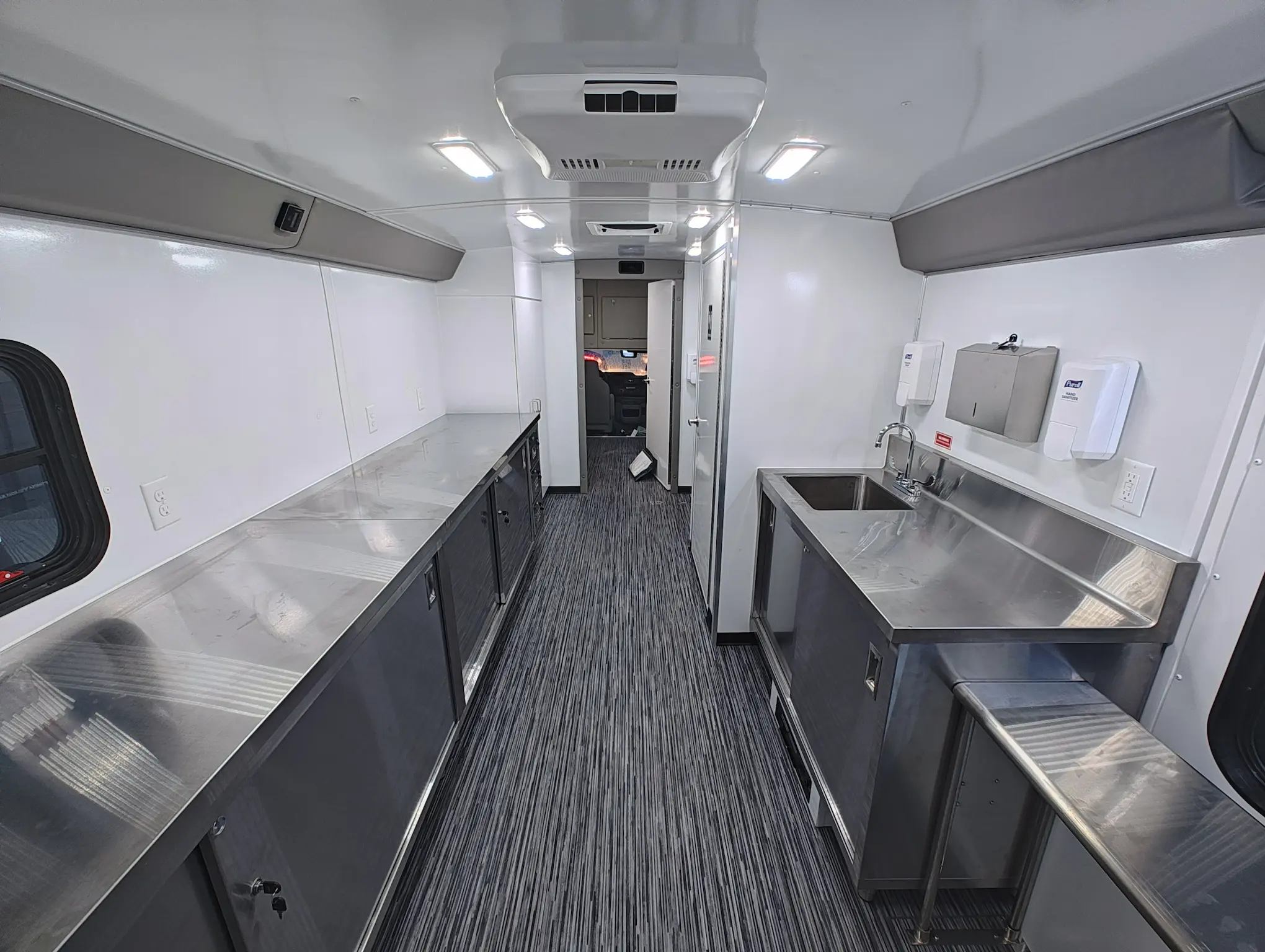 Helping Up Mission Mobile Behavioral Health Clinic W/ Restroom - Image 10