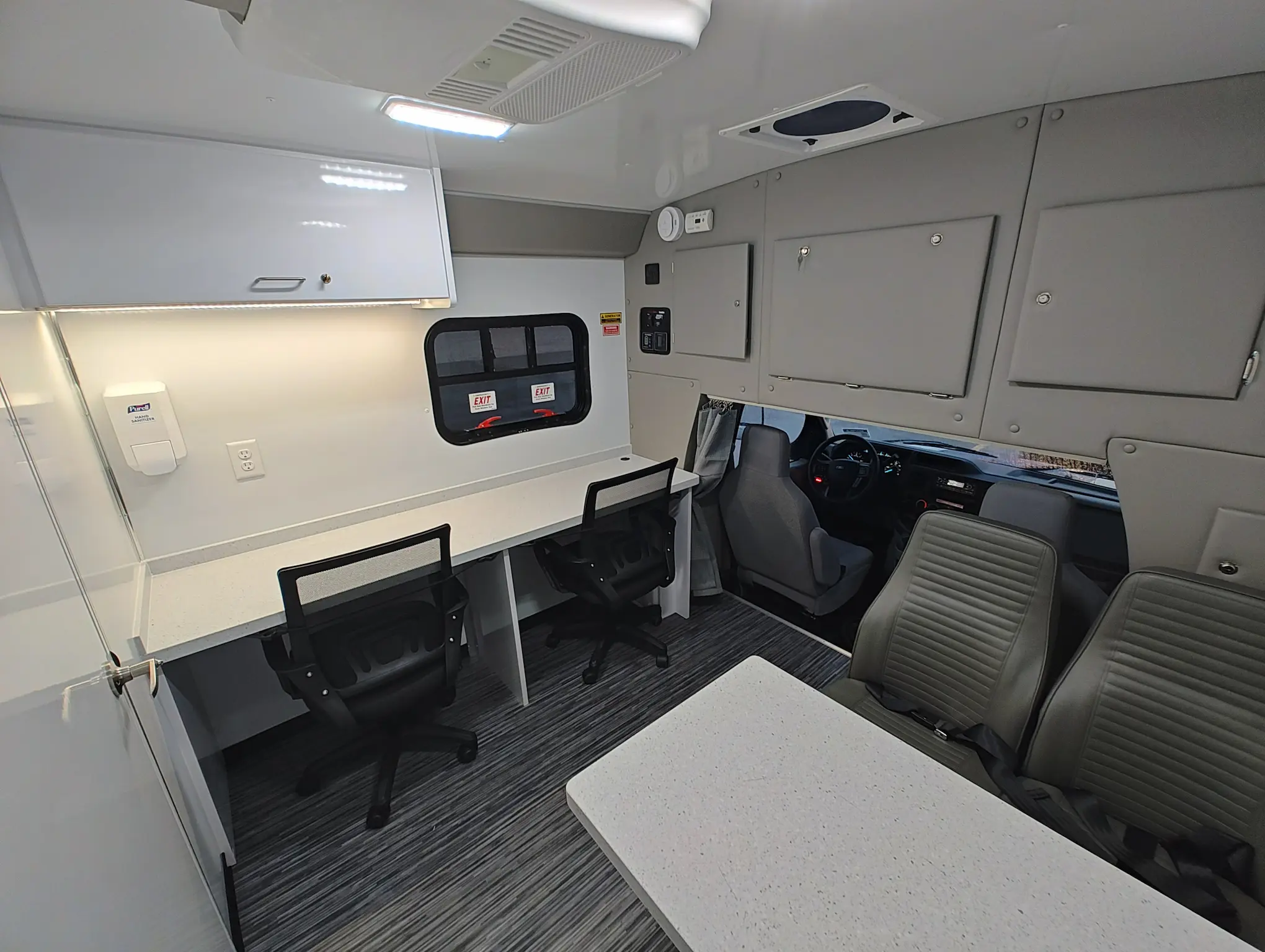 Helping Up Mission Mobile Behavioral Health Clinic W/ Restroom - Image 13