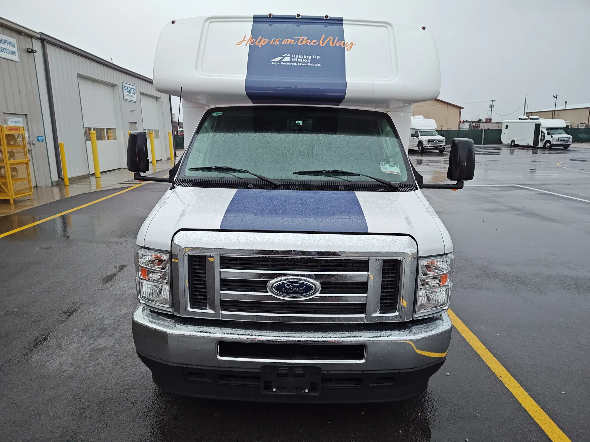 Helping Up Mission Mobile Behavioral Health Clinic W/ Restroom - Image 6