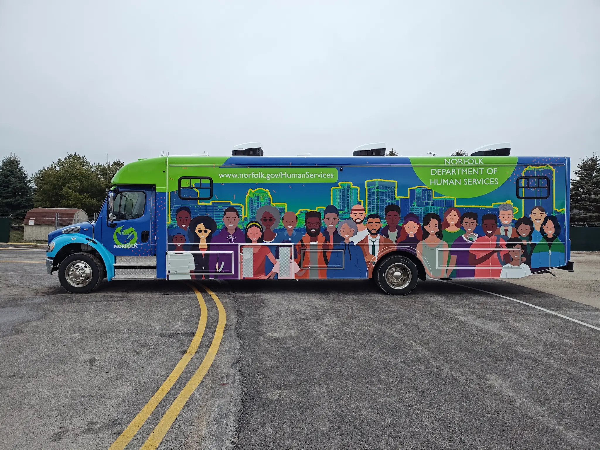 City of Norfolk 40 Foot Mobile Office - Image 4
