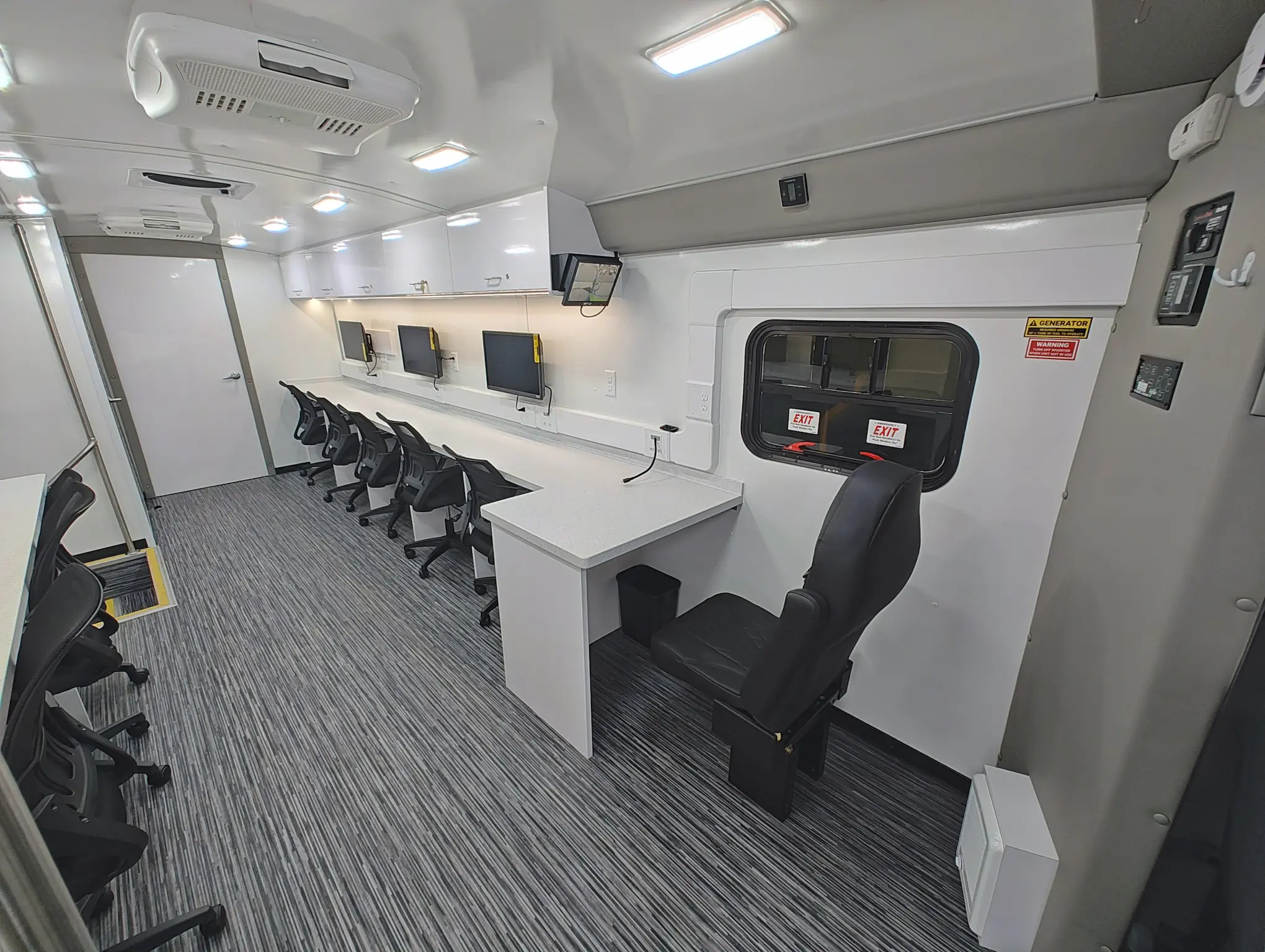 City of Norfolk 40 Foot Mobile Office - Image 9