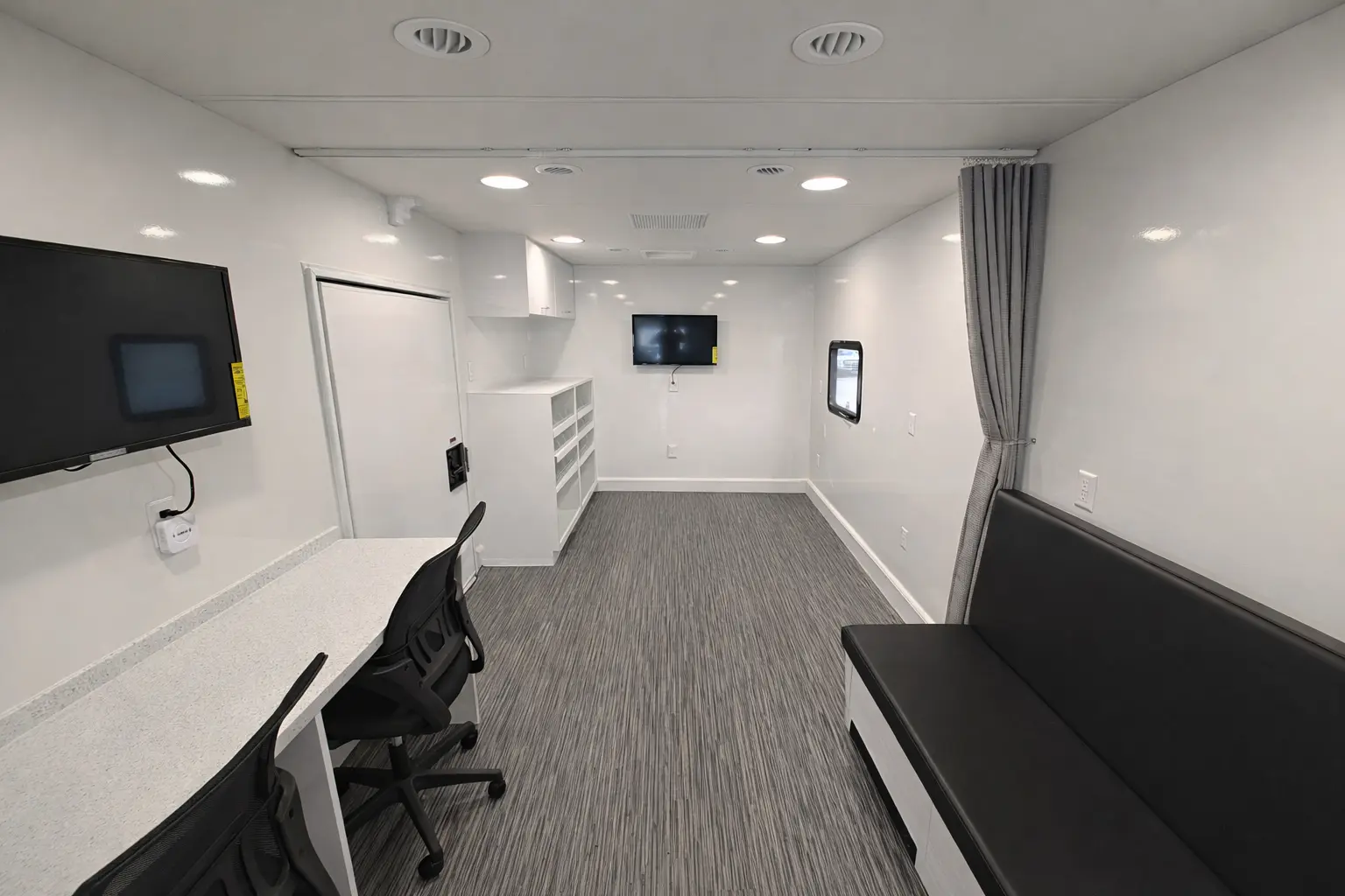 Western Dakota Tech Winnebago Mobile Simulation Lab - Image 13